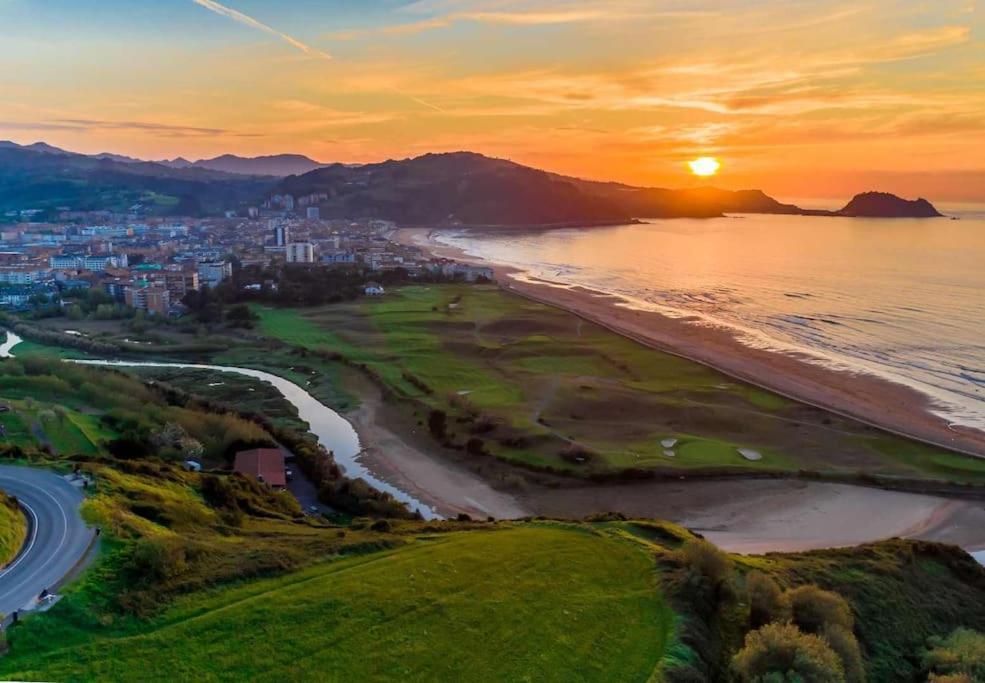 Apartament Piso En Zarauz Centro A 100M De La Playa Zewnętrze zdjęcie